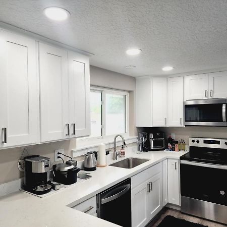 3 Bed 2 Bath Full Accessible Townhome In Heart Of Slc South Jordan Exterior photo